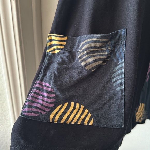 Flutter Mixed Print Tunic Tee - Picture 2 of 8